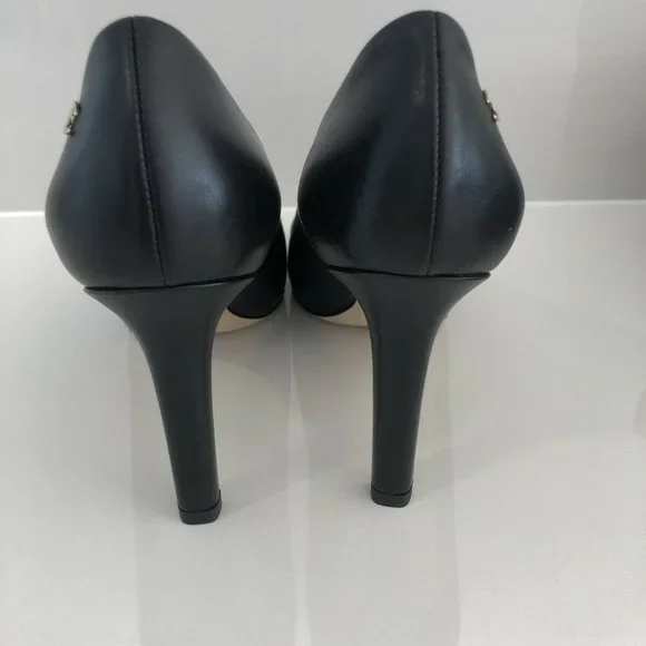 CHANEL Black Leather Cap Toe Pumps Size 37 - Picture 9 of 12